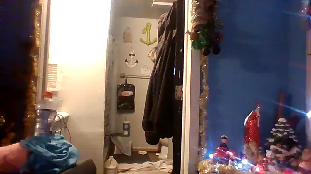 lilbishmiss online show from December 23, 2:44 am