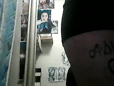 Snapshot of lilbishmiss chatting on February 12, 7:34 am lilbishmiss online show from February 12, 7:34 am