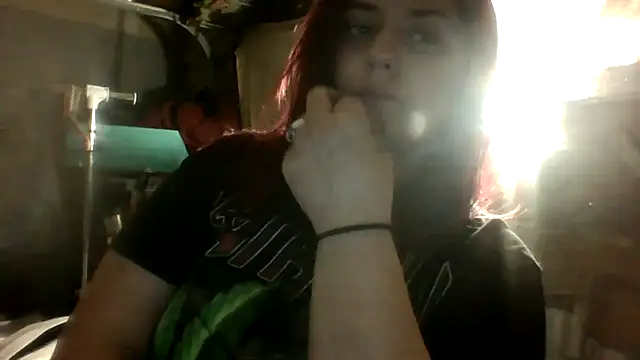 Snapshot of lilbishmiss chatting on June 21, 9:48 am lilbishmiss online show from June 21, 9:48 am