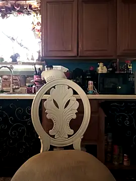 lilbishmiss online show from December 19, 5:04 pm