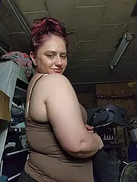 Snapshot of lilbishmiss chatting on July 12, 2:56 am lilbishmiss online show from July 12, 2:56 am