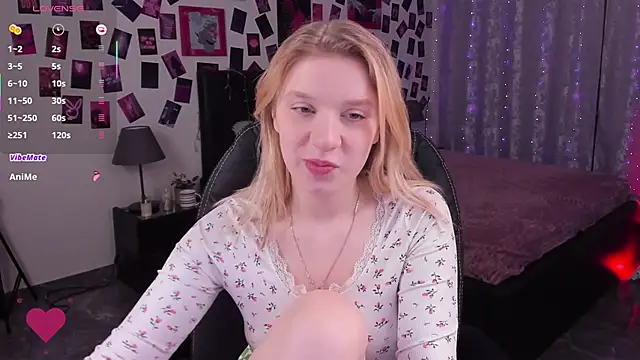 KarambaMoon online show from March 2, 8:46 pm