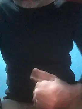 Snapshot of hugosafado333 chatting on November 4, 5:00 am hugosafado333 online show from November 4, 5:00 am