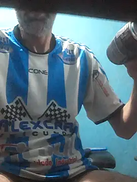 Snapshot of hugosafado333 chatting on November 8, 3:54 am hugosafado333 online show from November 8, 3:54 am