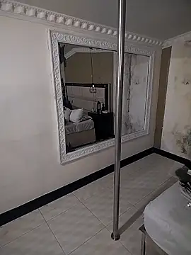 kimCosseyy online show from March 25, 2:12 am