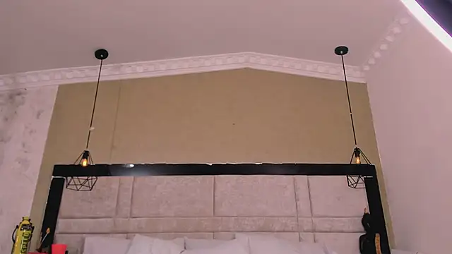 kimCosseyy online show from March 3, 2:18 am