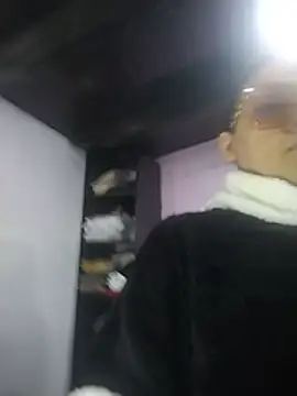 kimCosseyy online show from May 23, 2:10 am