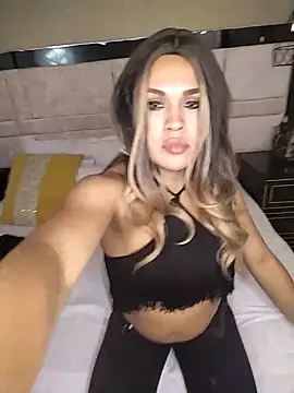 kimCosseyy online show from January 8, 12:05 am