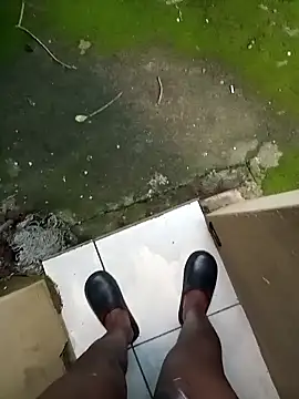 izinjamfee2 online show from January 12, 3:13 am