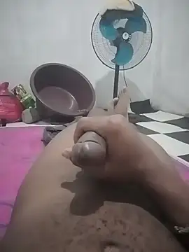 izinjamfee2 online show from March 31, 3:41 am