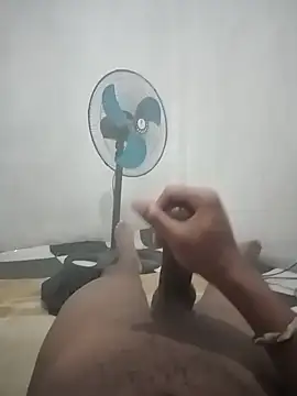 izinjamfee2 online show from March 23, 2:55 am