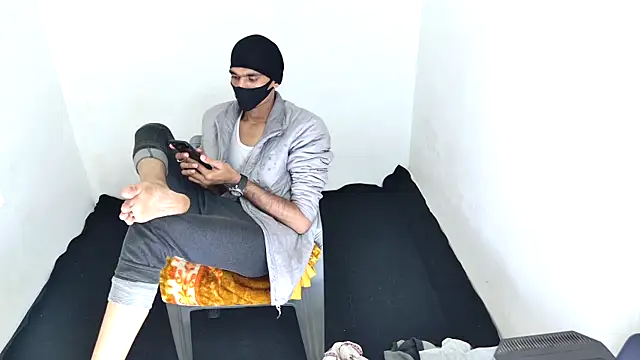 Habibi big b online show from November 19, 7:03 pm