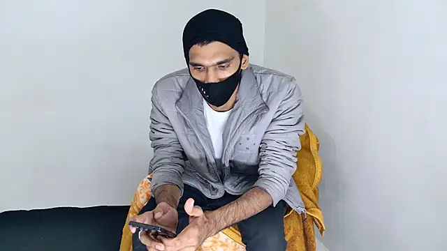 Habibi big b online show from November 24, 7:25 pm