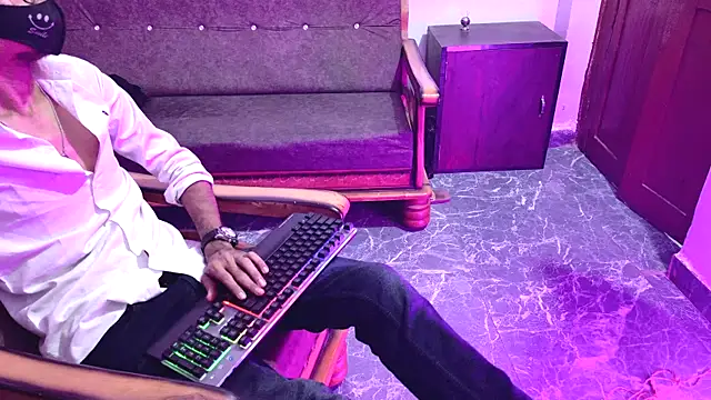 Habibi big b online show from October 23, 6:06 pm