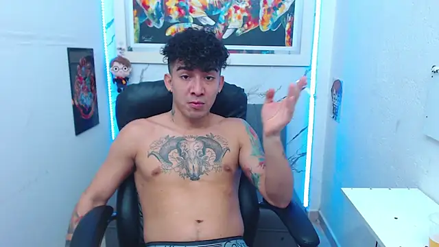 Snapshot of targuerian22 chatting on November 21, 12:42 am targuerian22 online show from November 21, 12:42 am