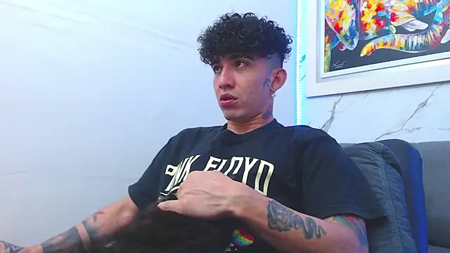 targuerian22 online show from December 22, 2:11 am