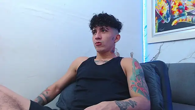 targuerian22 online show from December 17, 12:15 am