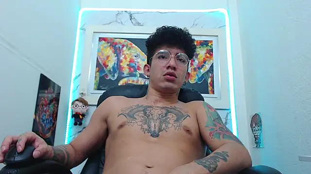 Snapshot of targuerian22 chatting on October 24, 9:19 am targuerian22 online show from October 24, 9:19 am