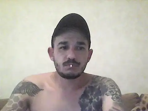 Snapshot of Kurqga chatting on October 21, 10:47 am Kurqga online show from October 21, 10:47 am