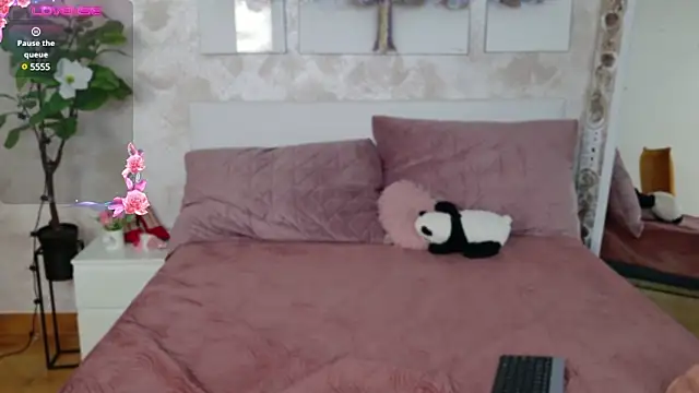 MilaTeenX online show from March 11, 8:08 am