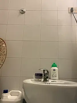 4n4l1zz4m1 online show from January 9, 4:25 pm