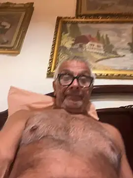 Snapshot of 4n4l1zz4m1 chatting on July 15, 8:05 pm 4n4l1zz4m1 online show from July 15, 8:05 pm