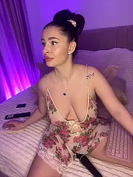 GraceCarther online show from November 12, 5:17 pm