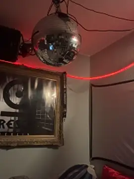 pillepallex84x online show from December 18, 1:22 am