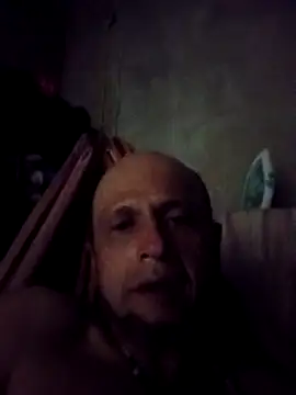 Snapshot of edijavimes chatting on February 19, 2:19 am edijavimes online show from February 19, 2:19 am