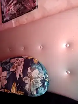 Snapshot of gorkamacbew chatting on December 4, 5:38 pm gorkamacbew online show from December 4, 5:38 pm