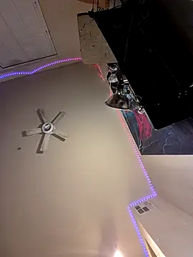 lit702 online show from March 12, 10:41 am