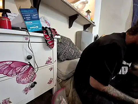 lit702 online show from February 15, 4:46 am