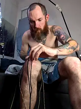 Snapshot of lit702 chatting on October 27, 8:26 am lit702 online show from October 27, 8:26 am