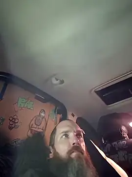 lit702 online show from April 2, 8:21 am