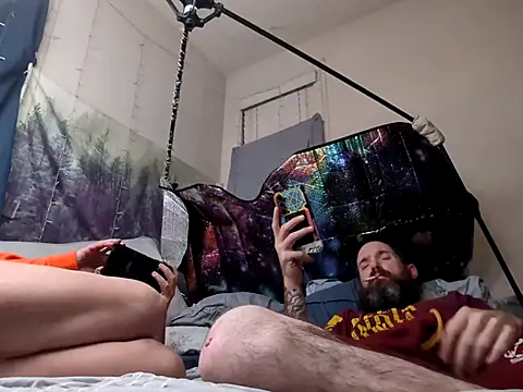 Snapshot of lit702 chatting on October 31, 11:29 am lit702 online show from October 31, 11:29 am