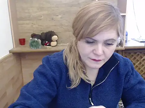 DaniellaKiss online show from January 17, 1:04 pm