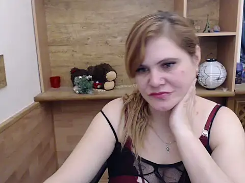 DaniellaKiss online show from February 28, 9:25 pm