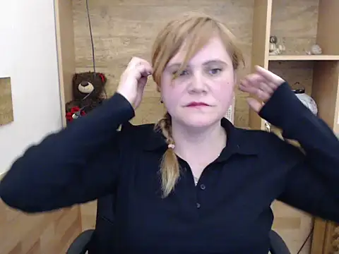 DaniellaKiss online show from March 27, 8:21 pm