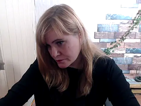 DaniellaKiss online show from October 6, 7:53 am