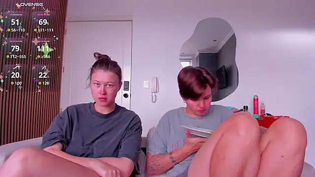 jessica tenderly online show from November 14, 1:04 pm