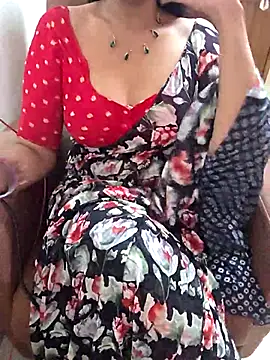 Snapshot of Roja-Telugu777 chatting on July 19, 2:14 pm Roja-Telugu777 online show from July 19, 2:14 pm