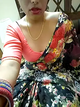 Snapshot of Roja-Telugu777 chatting on September 18, 1:41 am Roja-Telugu777 online show from September 18, 1:41 am