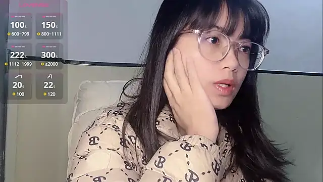 Snapshot of Honey-cici chatting on March 18, 9:23 am Honey-cici online show from March 18, 9:23 am