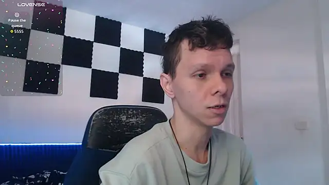 Snapshot of bryamado69 chatting on November 21, 7:24 pm bryamado69 online show from November 21, 7:24 pm