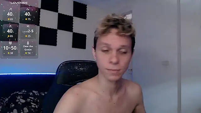 Snapshot of bryamado69 chatting on September 22, 2:45 pm bryamado69 online show from September 22, 2:45 pm