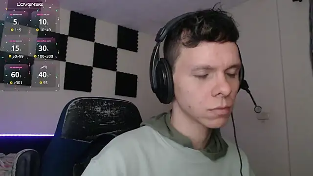 Snapshot of bryamado69 chatting on November 14, 1:09 am bryamado69 online show from November 14, 1:09 am