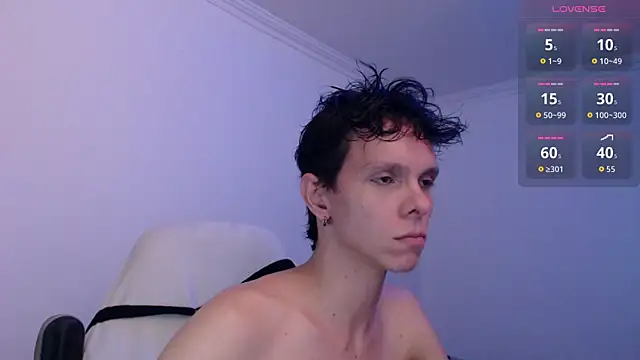 bryamado69 online show from April 19, 4:57 am