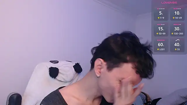 bryamado69 online show from March 11, 6:24 pm