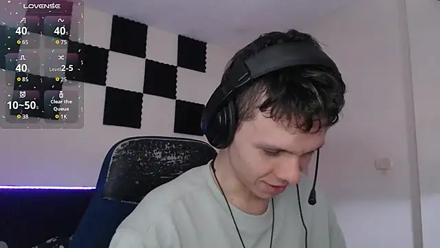 Snapshot of bryamado69 chatting on November 16, 6:34 pm bryamado69 online show from November 16, 6:34 pm