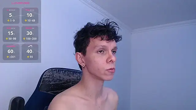 Snapshot of bryamado69 chatting on July 15, 9:05 am bryamado69 online show from July 15, 9:05 am